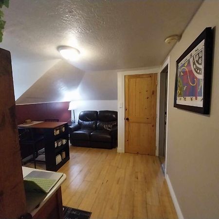 Cozy And Quiet Apartment On The Second Floor Escalante Exterior photo